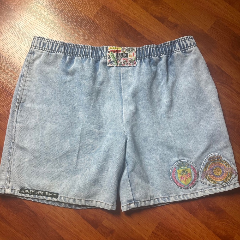 90's Y2K Jeanjer Vintage Denim Shorts Embroidered Crest Patch Elastic Waist